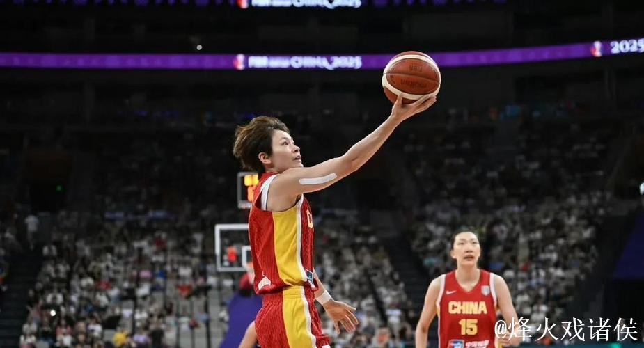 韩旭16分杨力维10+5 中国女篮热身不敌西班牙